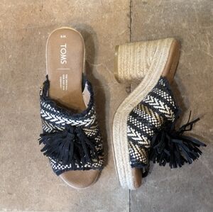 TOMS heels